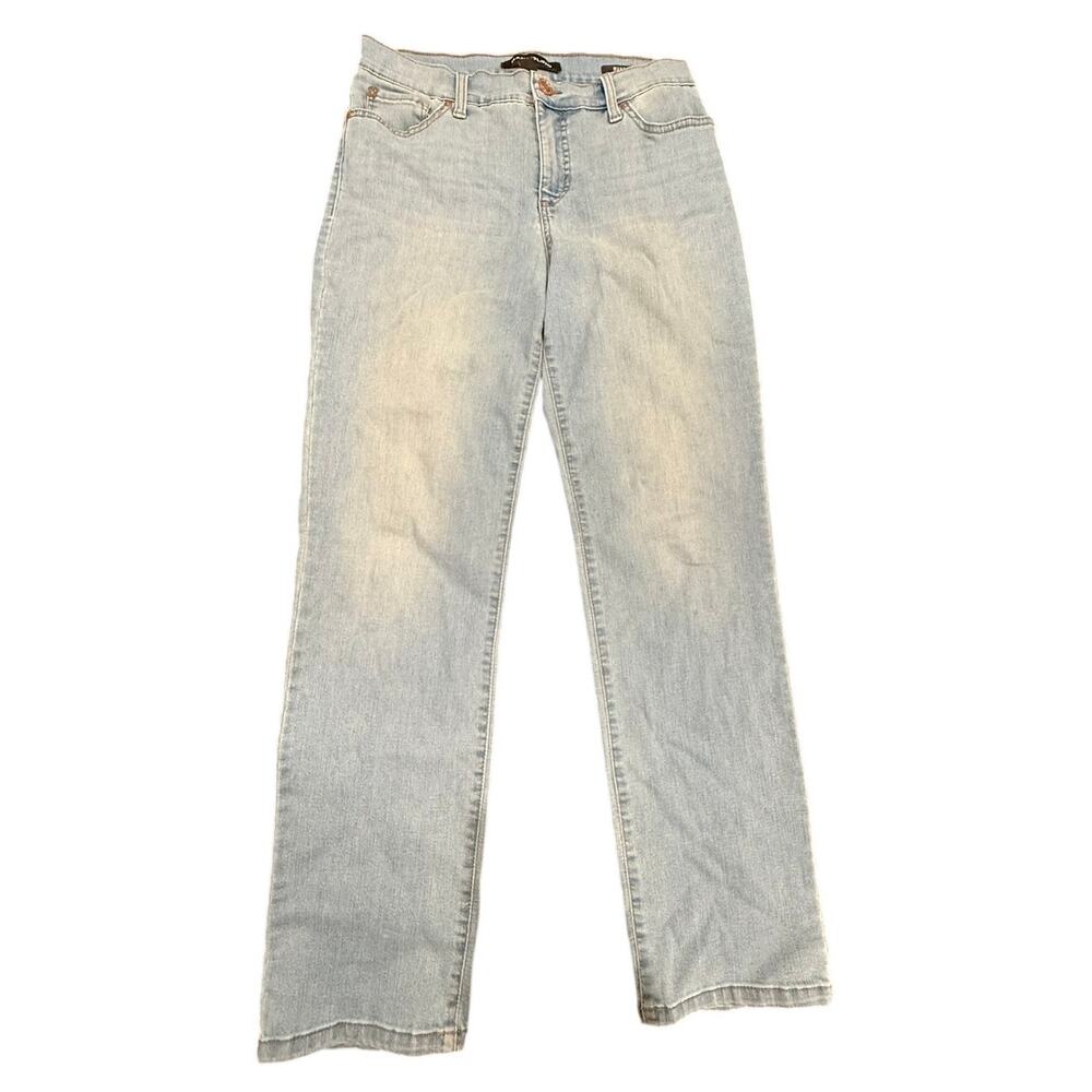 Bandolino Mandie Women's Light Wash Straight Leg Casual Denim Jeans Size 8